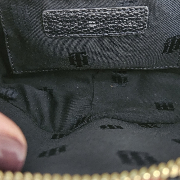 Tommy Hilfiger Element Camera Bag  Crossbody Light Brown Leather Embossed Logo - Picture 5 of 6